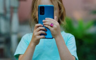 Ekrani, mobiteli i ekranizam u ranom razvoju djece